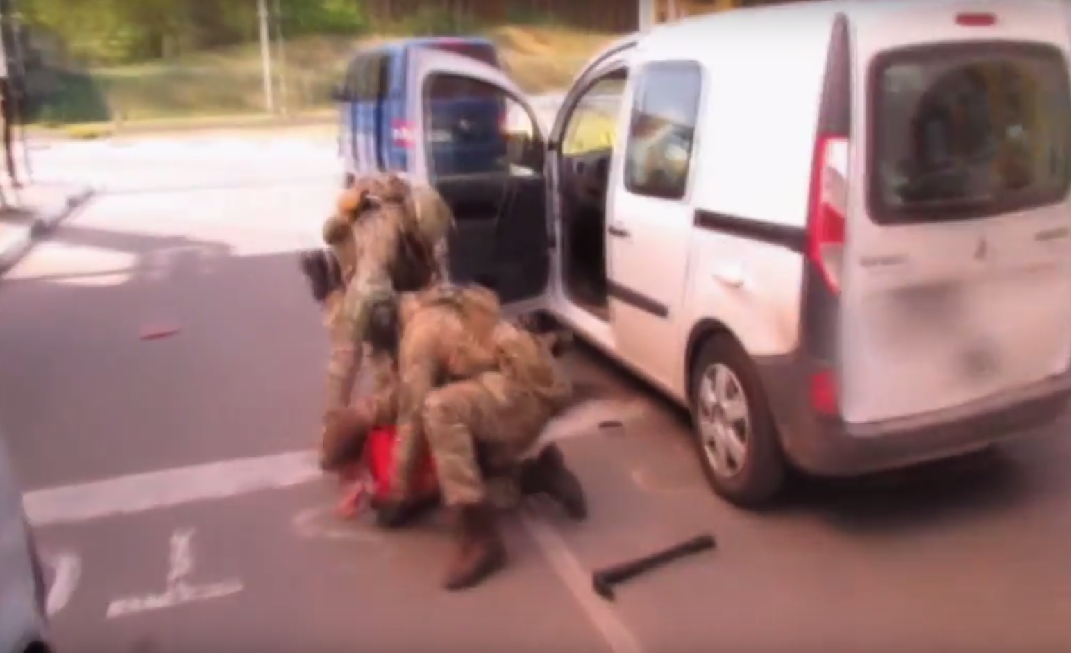 Τα σχέδια του υπόπτου που συνελήφθη στην Ουκρανία ερευνά η Γαλλία