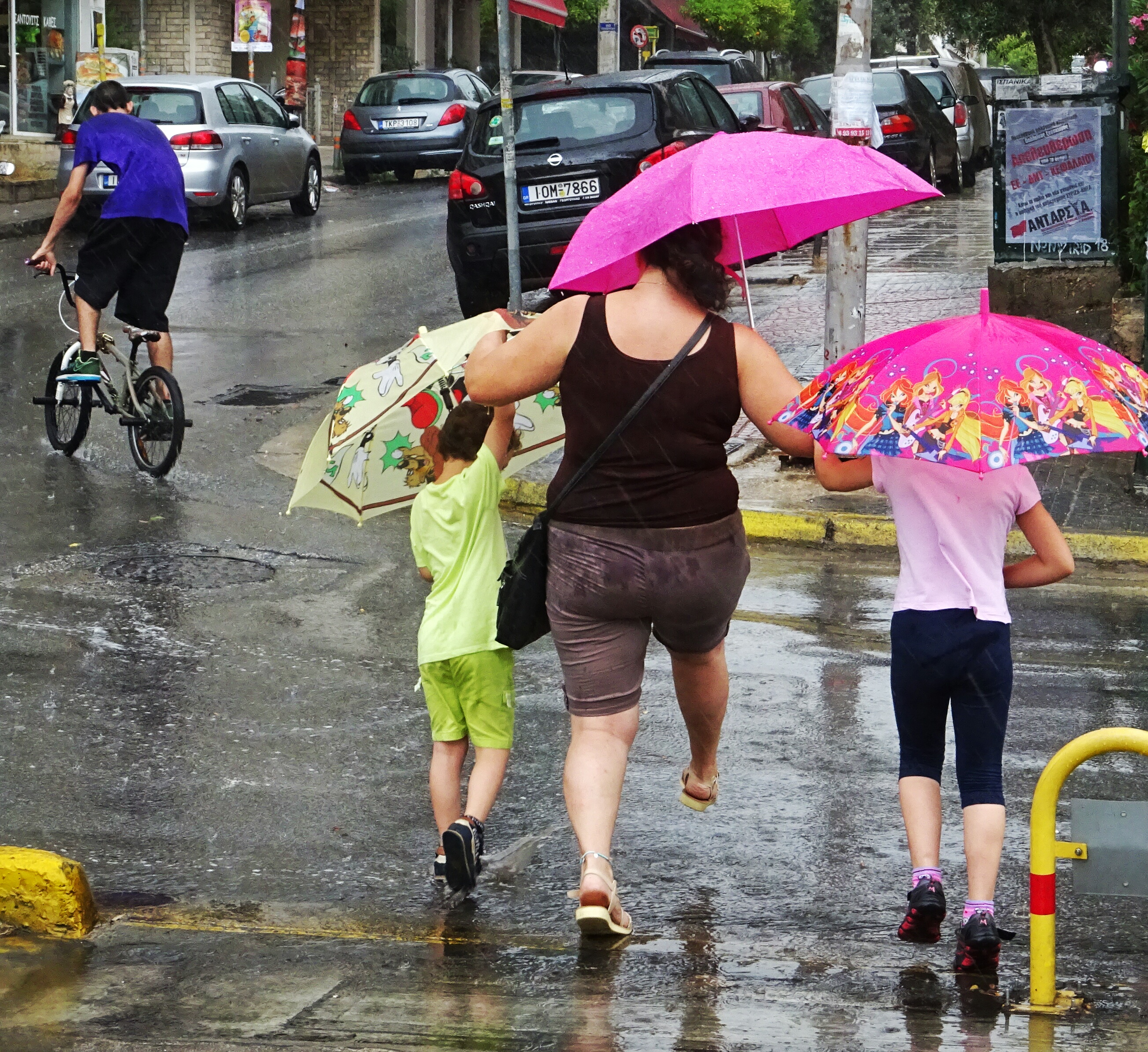 Ισχυρές βροχές και καταιγίδες σε αρκετές περιοχές της χώρας