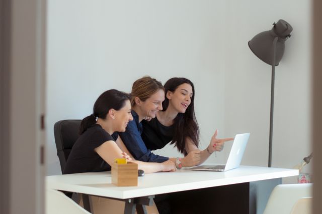 Mobile app για την άμεση εύρεση της κατάλληλης babysitter από το Nannuka