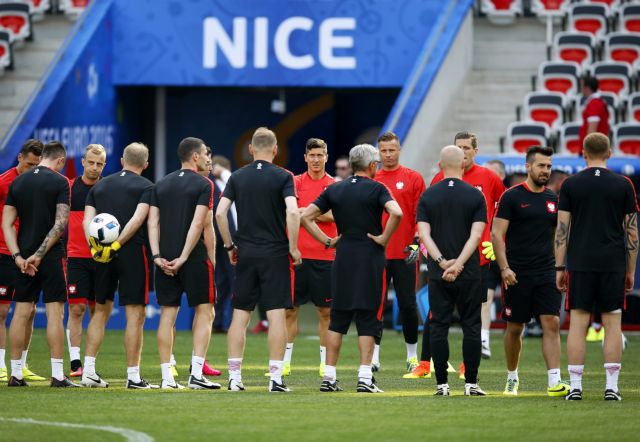 Επεισόδια και στη Νίκαια, μεταξύ Βορειοιρλανδών οπαδών και κατοίκων