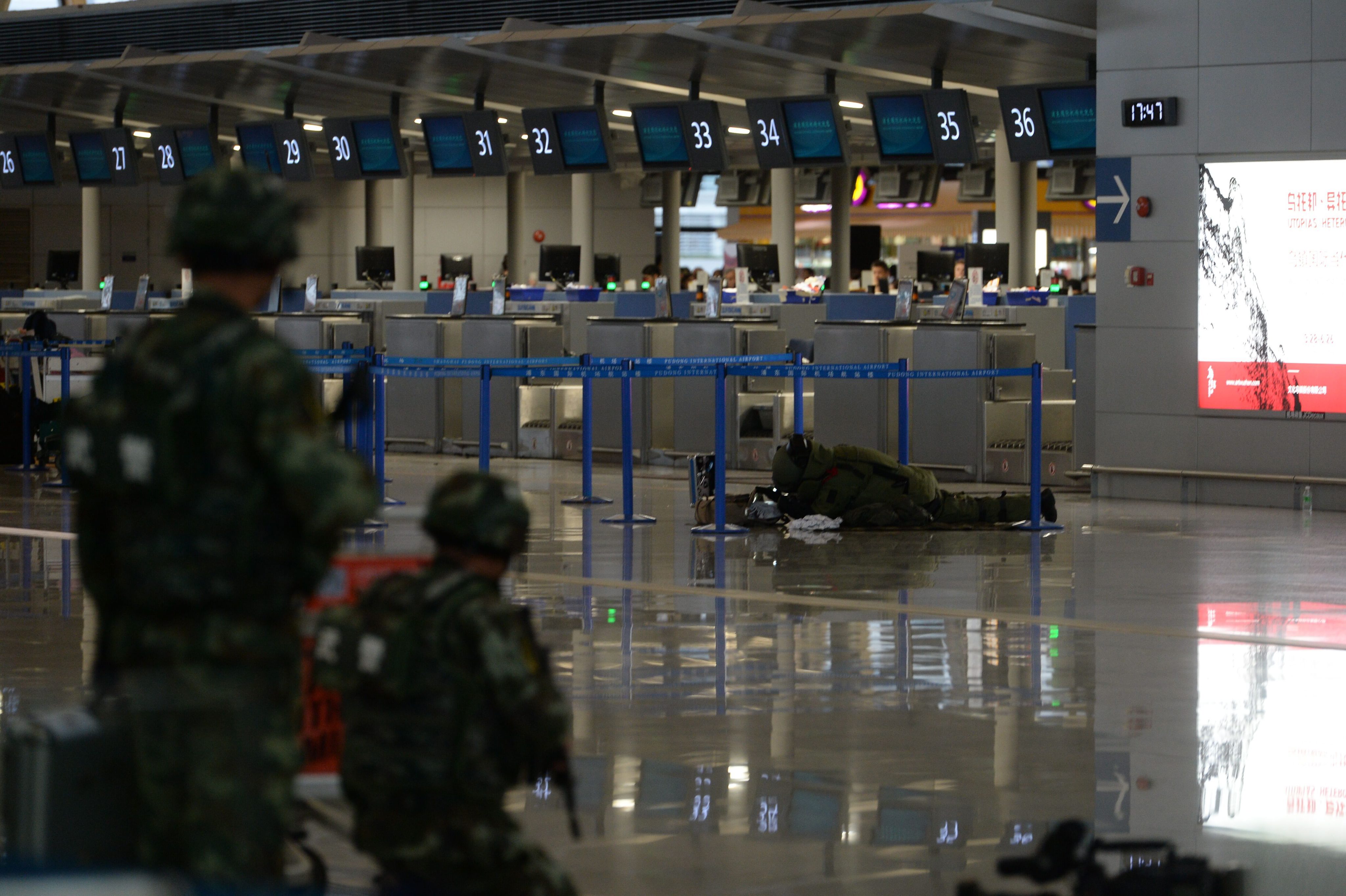 Τρεις τραυματίες από έκρηξη πυροτεχνημάτων στο αεροδρόμιο της Σαγκάης