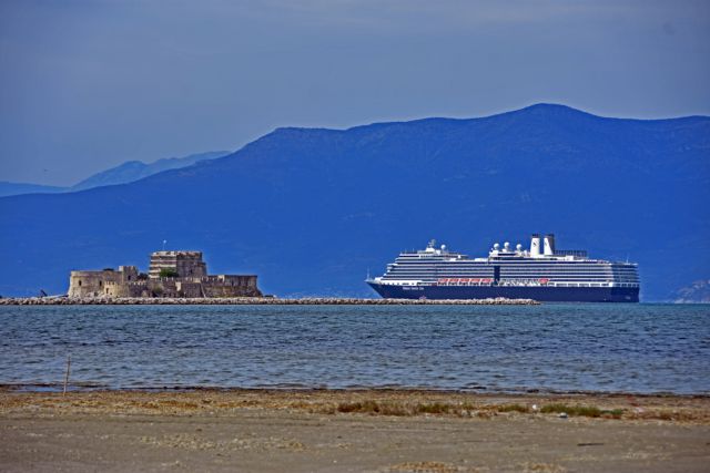 Στα 489 εκατ. ευρώ η συνεισφορά της κρουαζιέρας στην ελληνική οικονομία