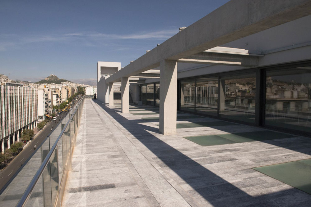 Συναυλία στη βεράντα του ΕΜΣΤ με μονωδούς της Λυρικής και ελεύθερη είσοδο