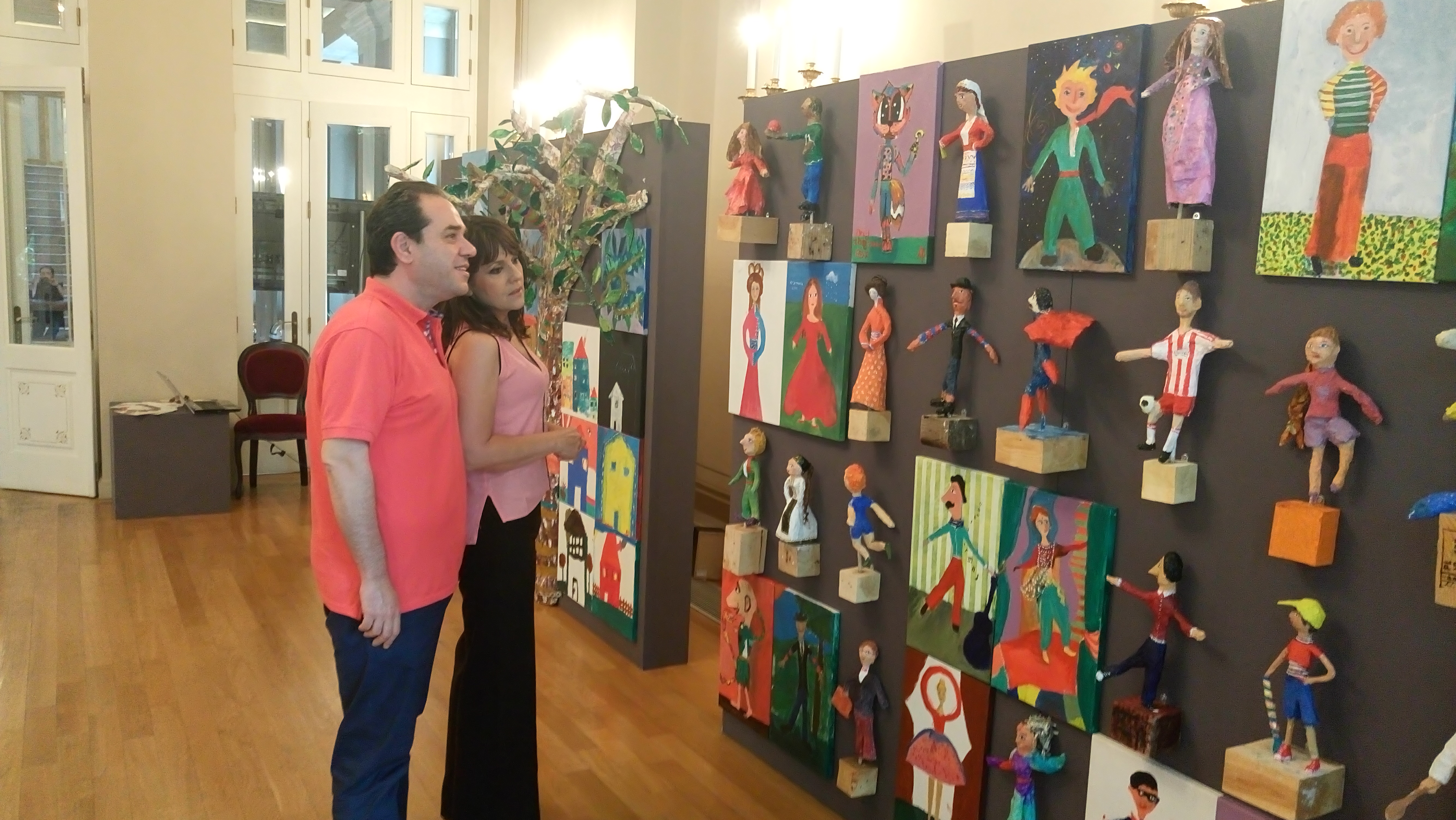 «Ένα σπίτι, μια πατρίδα, ο ίδιος ουρανός»: Τα παιδιά της «Αποστολής» για την προσφυγική κριση