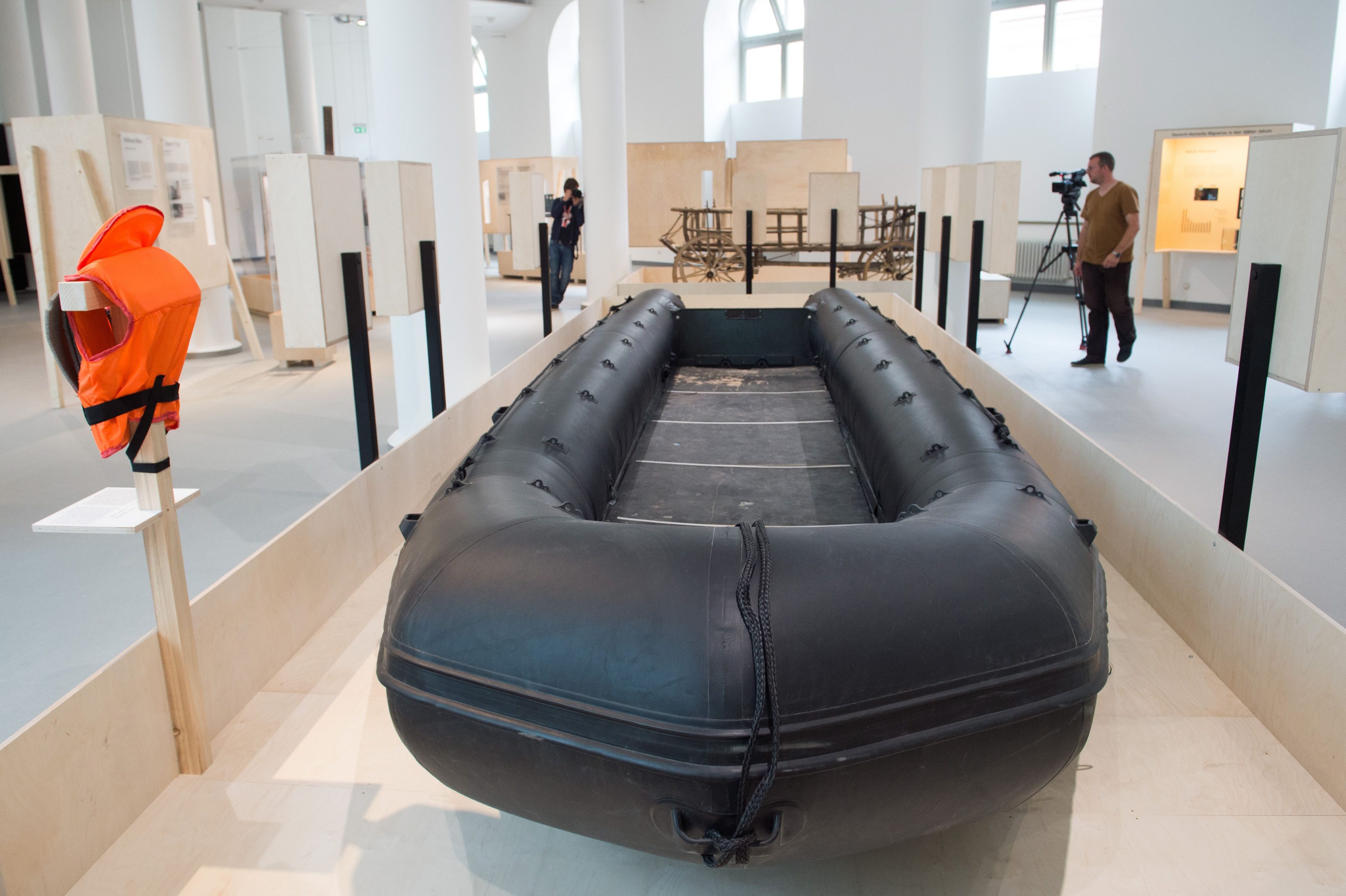 Παγκόσμια Ημέρα Προσφύγων: Τα μηνύματα των πολιτικών αρχηγών