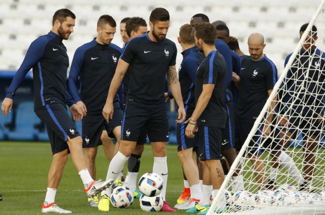 Ψάχνει πειστική εμφάνιση η Γαλλία, χρειάζεται νίκη η Ρουμανία