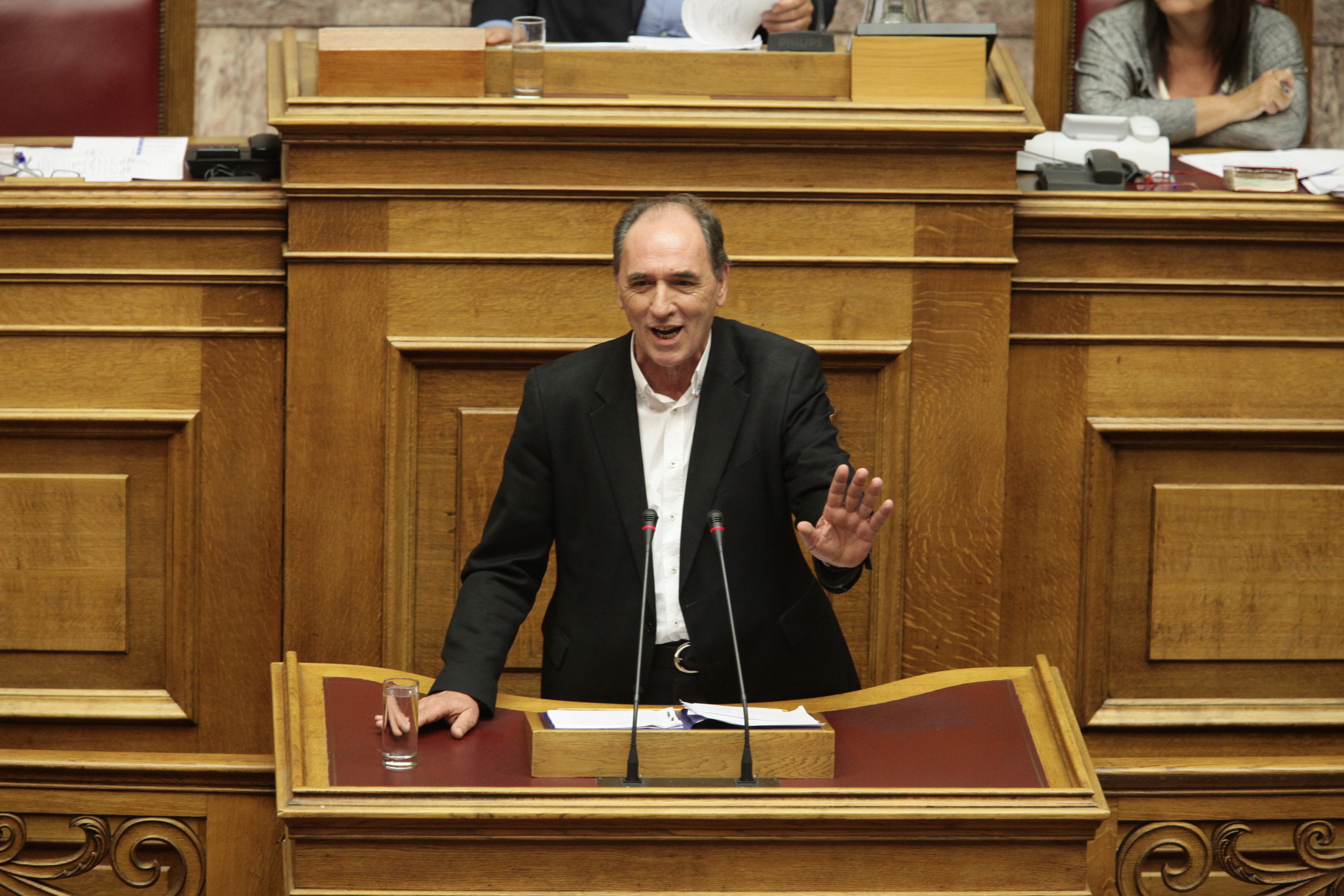 Σταθάκης: Μόνο τα 15 δισ. ευρώ από τα χρέη προς το Δημόσιο είναι εισπράξιμα