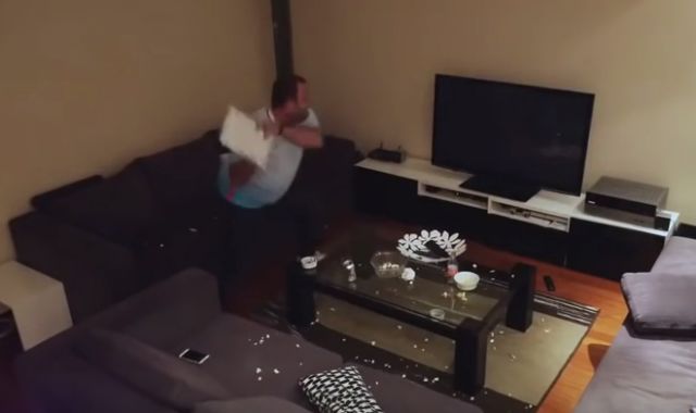 Τούρκος έγινε αυτός ο τούρκος φίλαθλος, μόλις κόπηκε το ρεύμα