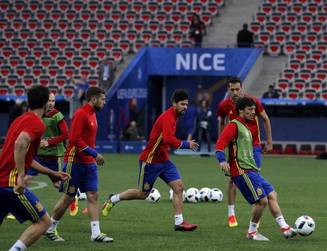 Κρίνουν πολλά οι αναμετρήσεις του 4ου ομίλου