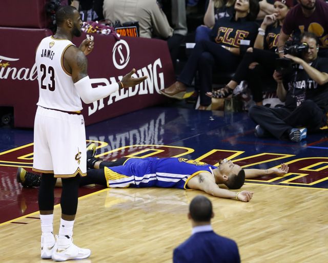 Δεν κινδυνεύει να χάσει τον 7ο τελικό ο Κάρι