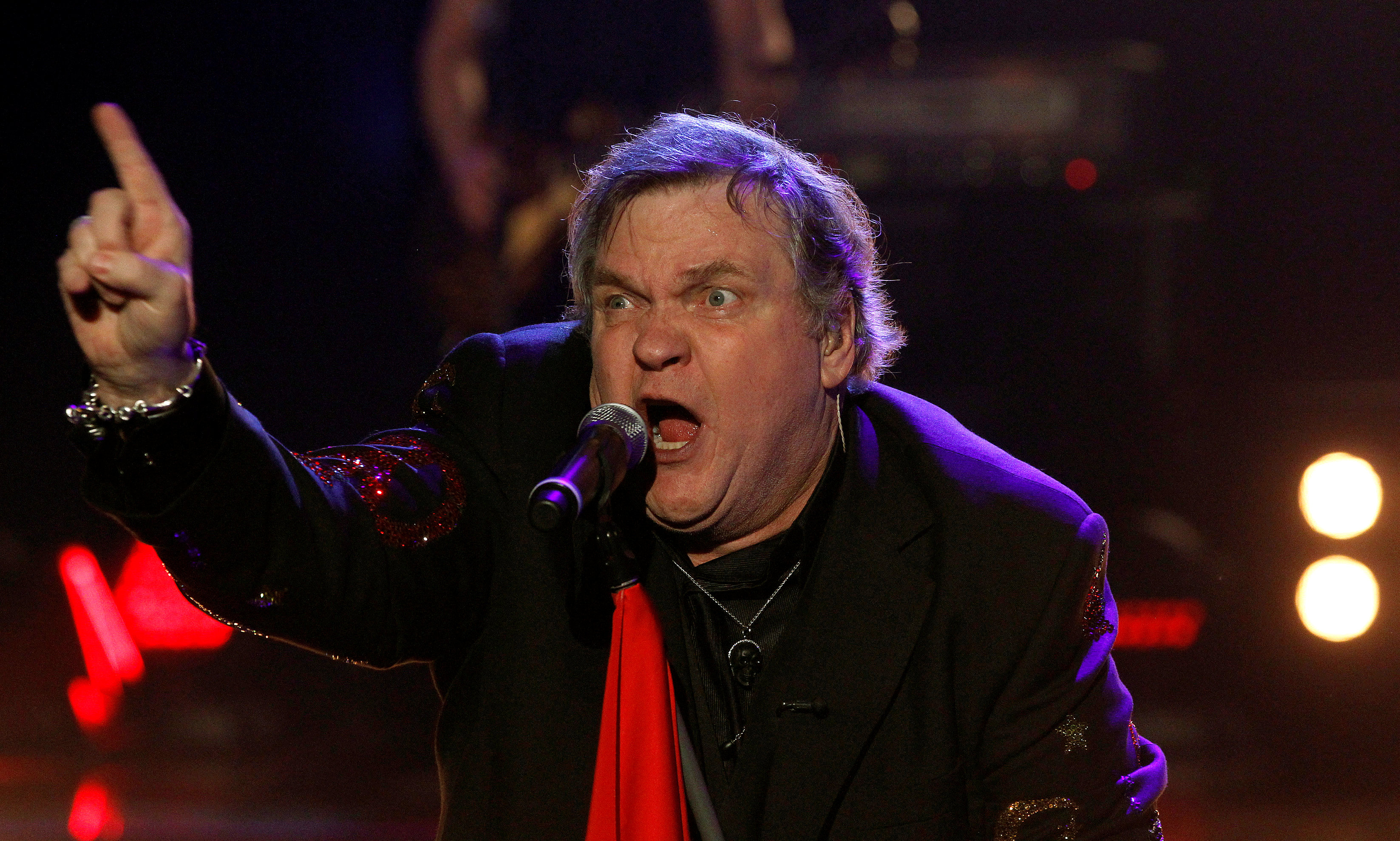 Ο Meat Loaf κατέρρευσε επί σκηνής