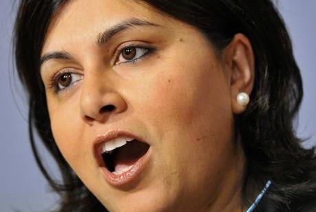 Σημαίνουσα υποστηρίκτρια του Brexit αλλάζει πλευρά λόγω της ξενοφοβίας