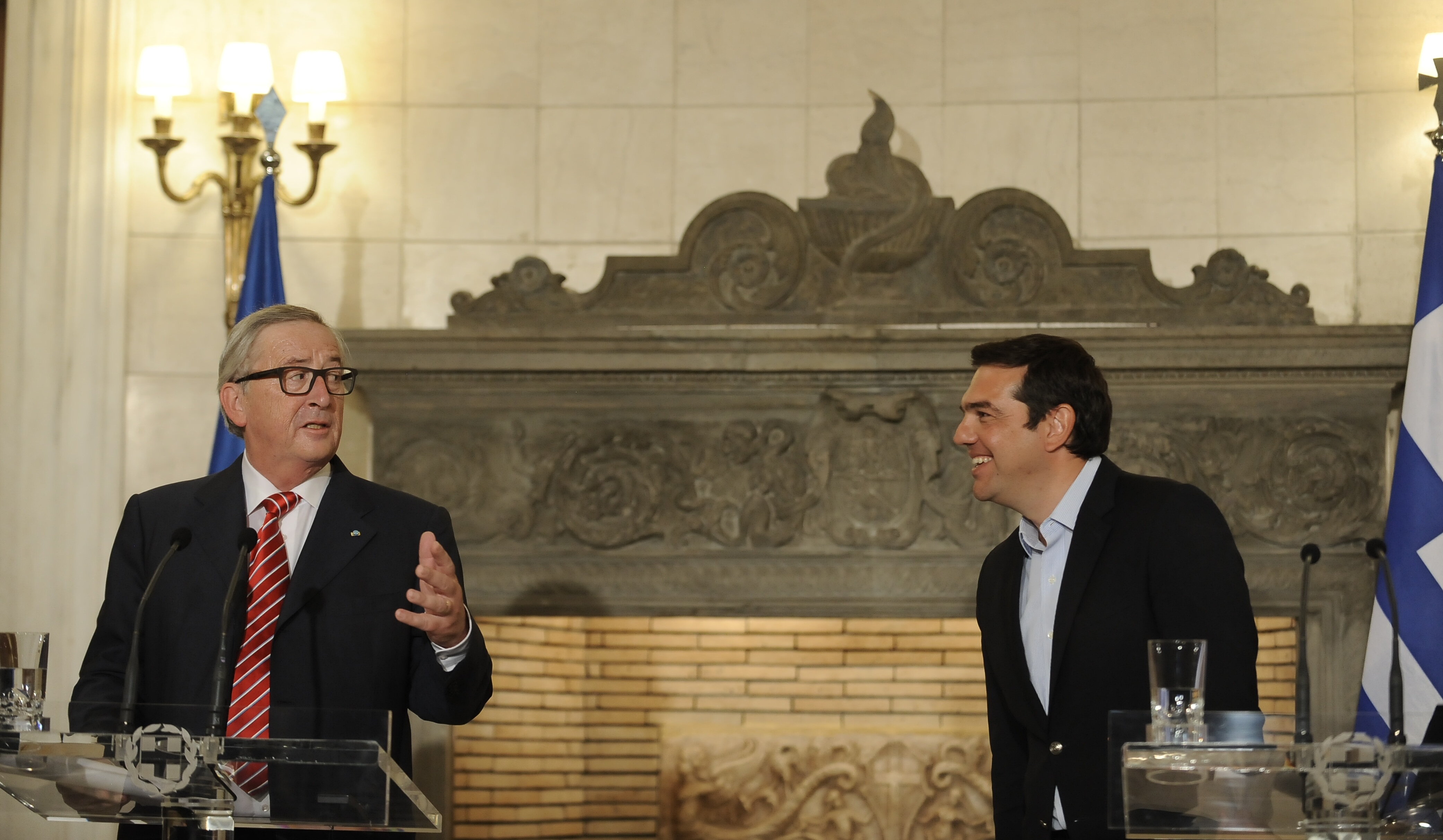 Στήριξη Γιούνκερ για τα εργασιακά, «δεν είμαι φίλος των ομαδικών απολύσεων»