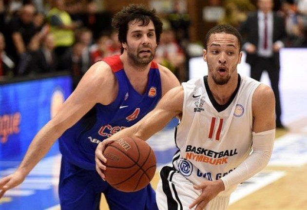 Την απόκτηση του Μάικλ Ντίξον ανακοίνωσε η ΑΕΚ