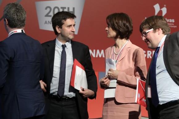 Συνάντηση Τσακαλώτου-Χουλιαράκη με τους εκπροσώπους των θεσμών