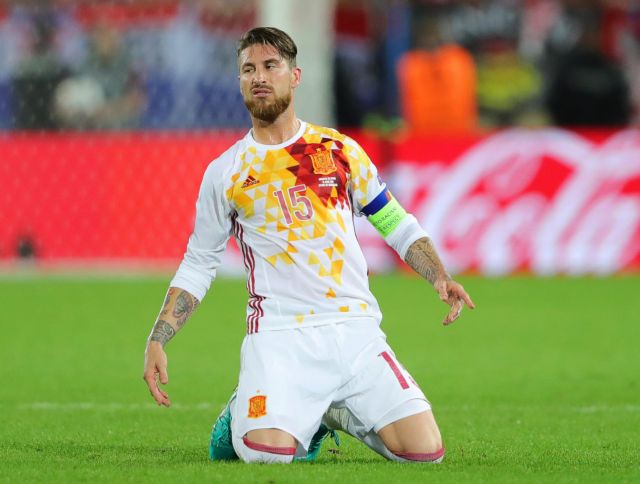 Οι παίκτες που βρίσκονται στο όριο καρτών, εν όψει των «16» του EURO