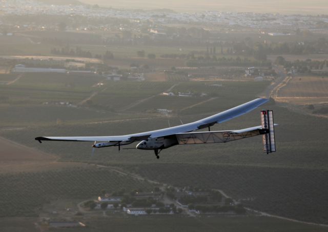 Πρώτο ηλιακό αεροπλάνο που ολοκληρώνει υπερατλαντική πτήση