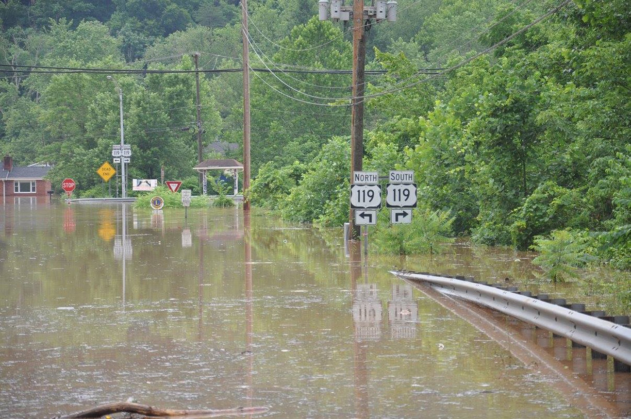 Τουλάχιστον 23 νεκροί από τις πλημμύρες στη Δυτική Βιρτζίνια