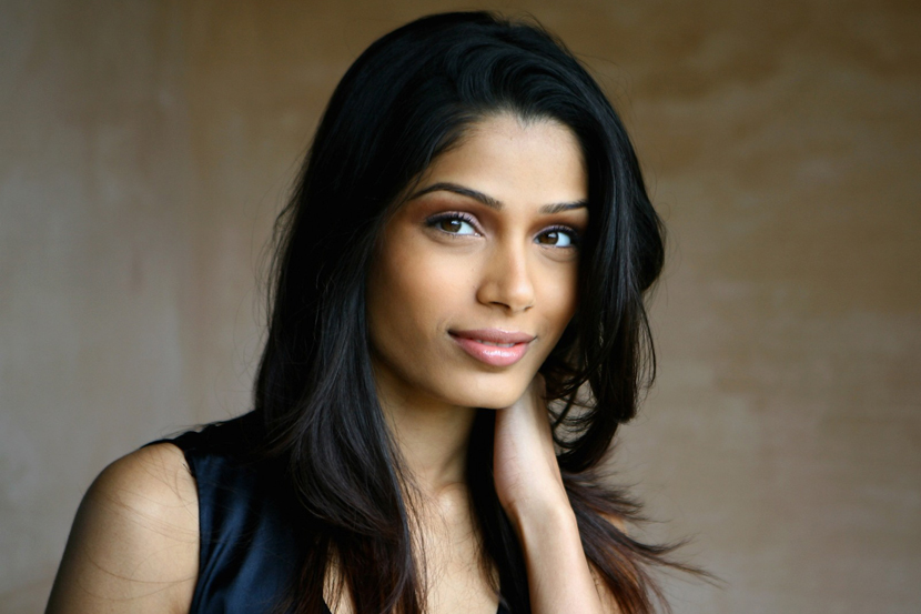 H Φρίντα Πίντο πρωταγωνιστεί στη νέα σειρά των Τζον Ρίντλεϊ, Ίντρις Έλμπα