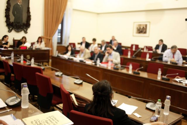 Εν μέσω αντιπαραθέσεων η κατάθεση Τσατσάνη στην Επιτροπή Θεσμών