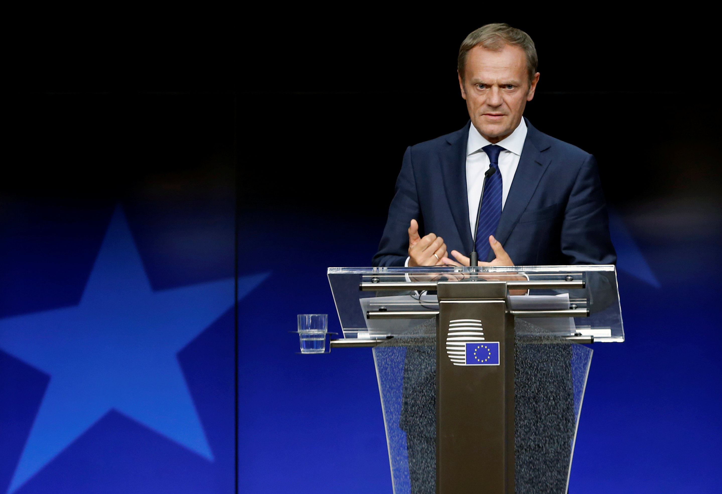 EE σε Βρετανία: Ενιαία αγορά χωρίς ελεύθερη μετακίνηση δεν έχει