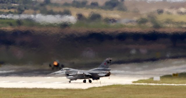 Τουρκία: Αεροπορική επιδρομή κατά στόχων του PKK