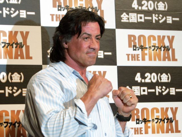 Μπόμπιρας βλέπει τον Ρόκι Μπαλμπόα και προπονείται