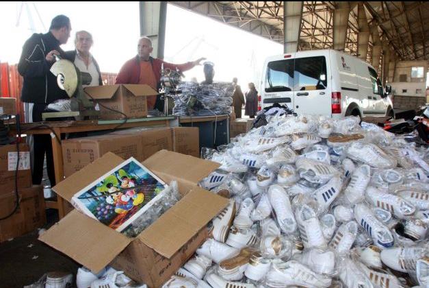 Μπαράζ κατασχέσεων στα τελωνεία, από τσιγάρα… μέχρι χρυσό και ΙΧ