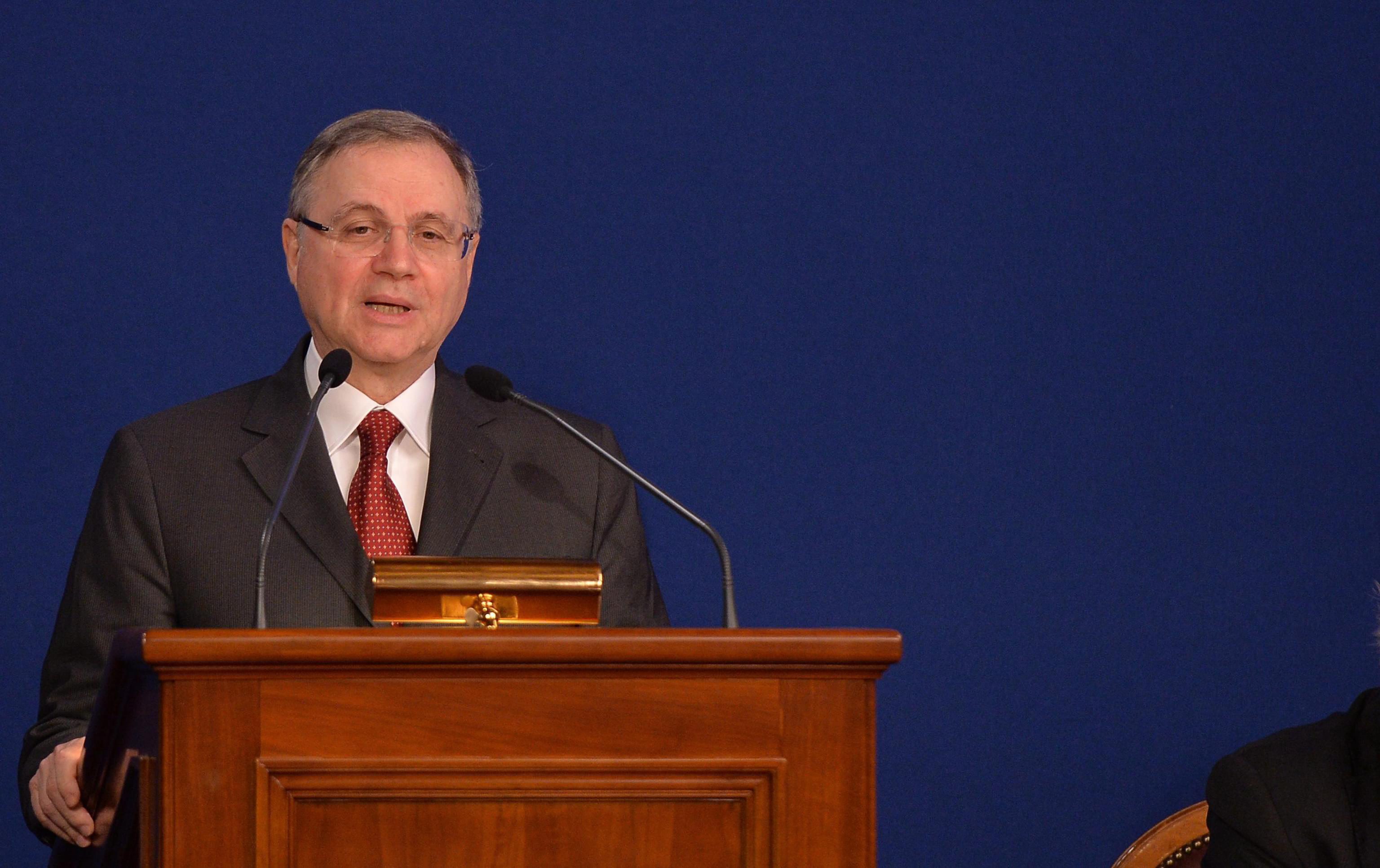 Κρατικό χρήμα για ιταλικές τράπεζες θέλει ο κεντρικός τραπεζίτης