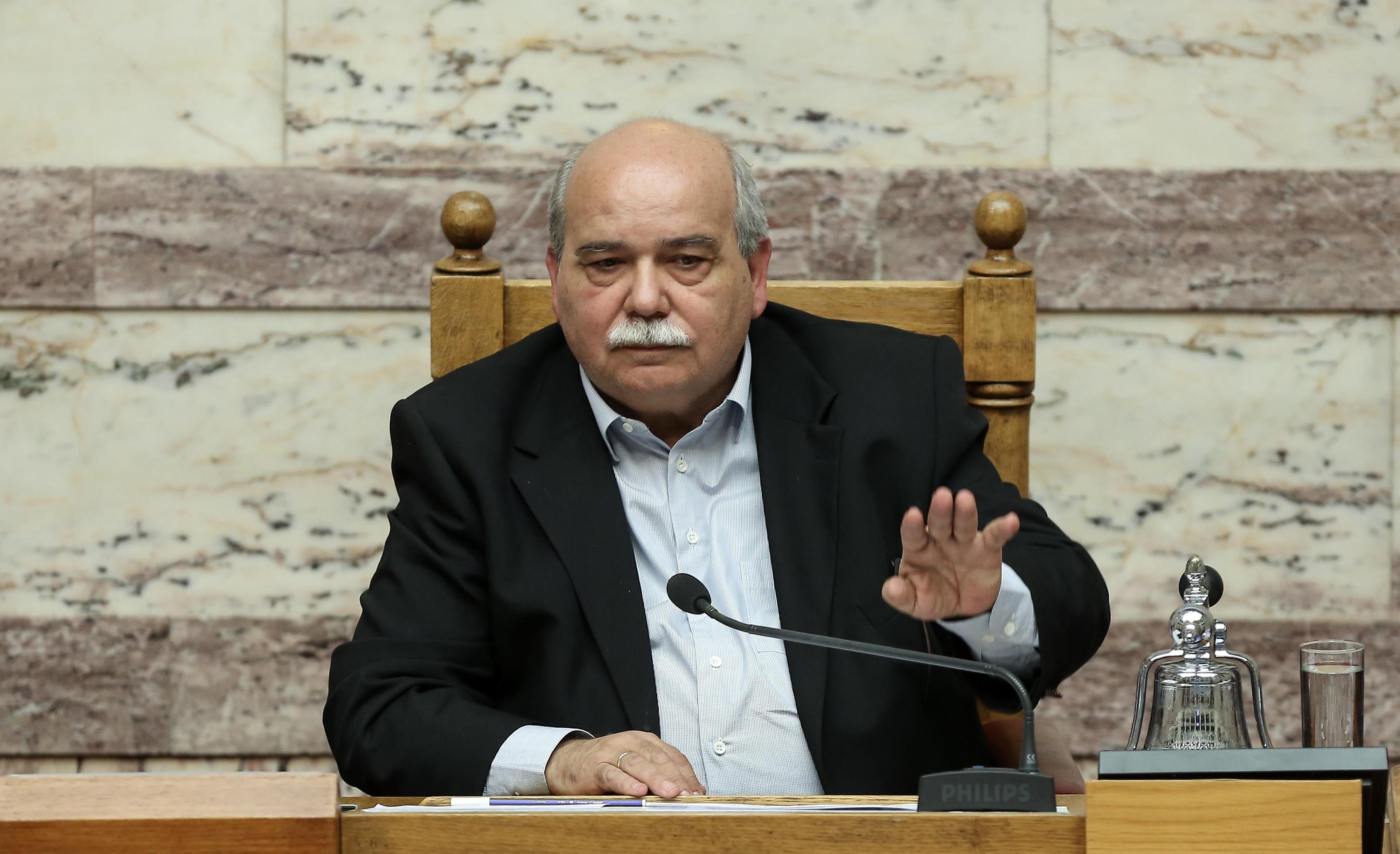 Βούτσης: Εν ευθέτω χρόνω η κατάτμηση περιφερειών και η ψήφος ομογενών