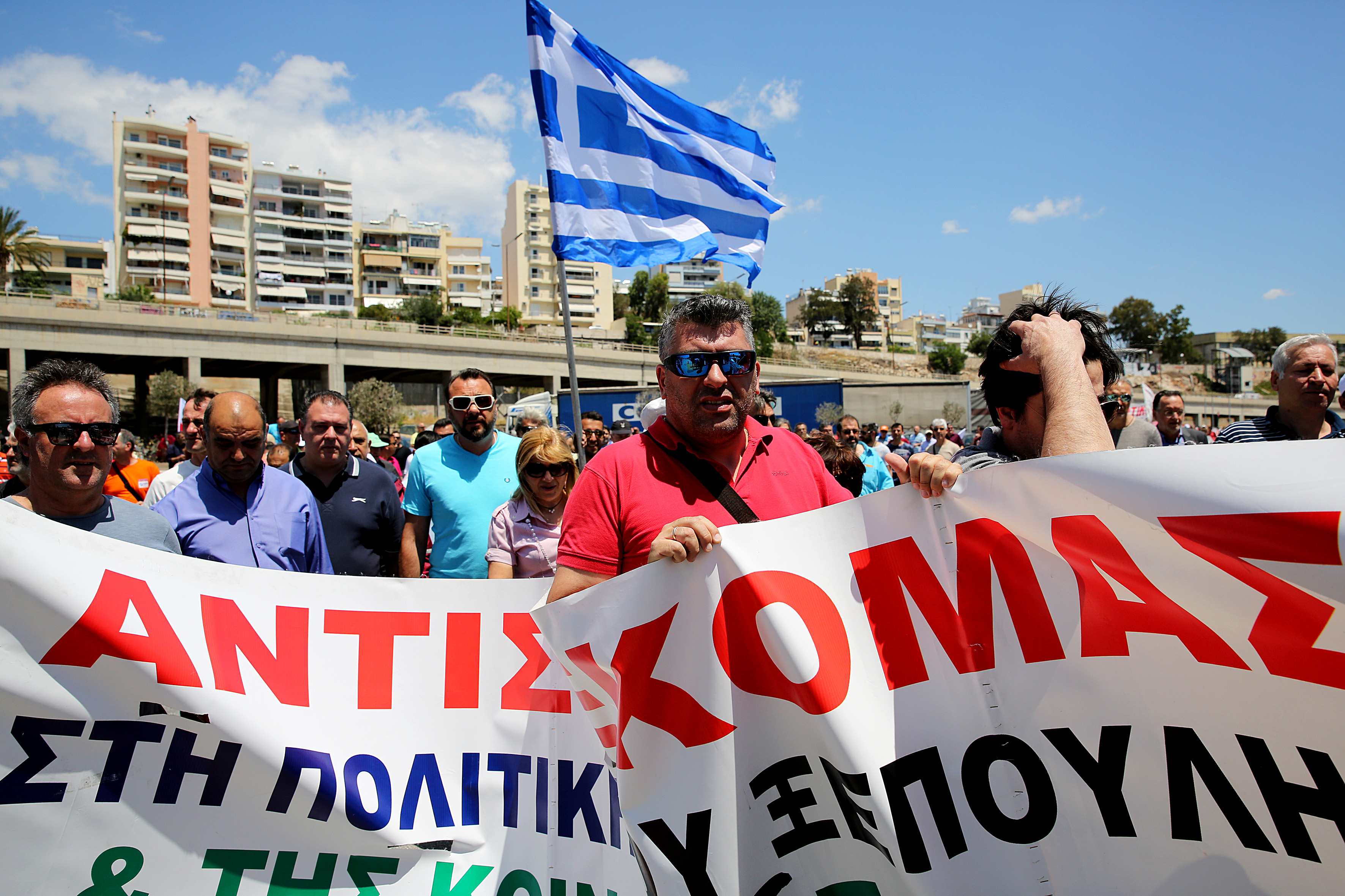 Κατάργηση των προνομίων των συνδικαλιστών ζητούν οι εταίροι