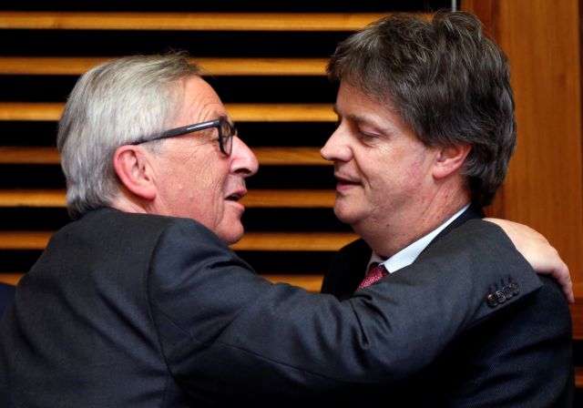 Ο διπλωμάτης Τζούλιαν Κινγκ νέος επίτροπος της Βρετανίας στην ΕΕ