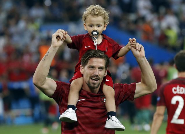 Stop της UΕFA στους οικογενειακούς πανηγυρισμούς