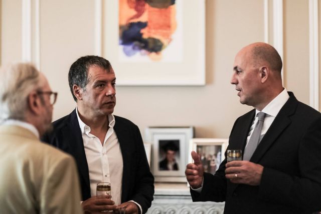 Σταύρος Θεοδωράκης: Γιατί πήγα στην τουρκική πρεσβεία