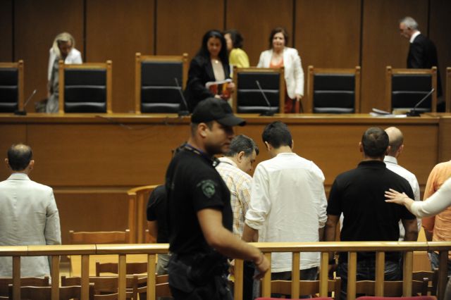 Μάρτυρας στη δίκη της ΧΑ: Ο Φύσσας ήταν πράος και χωρίς διάθεση για καβγά