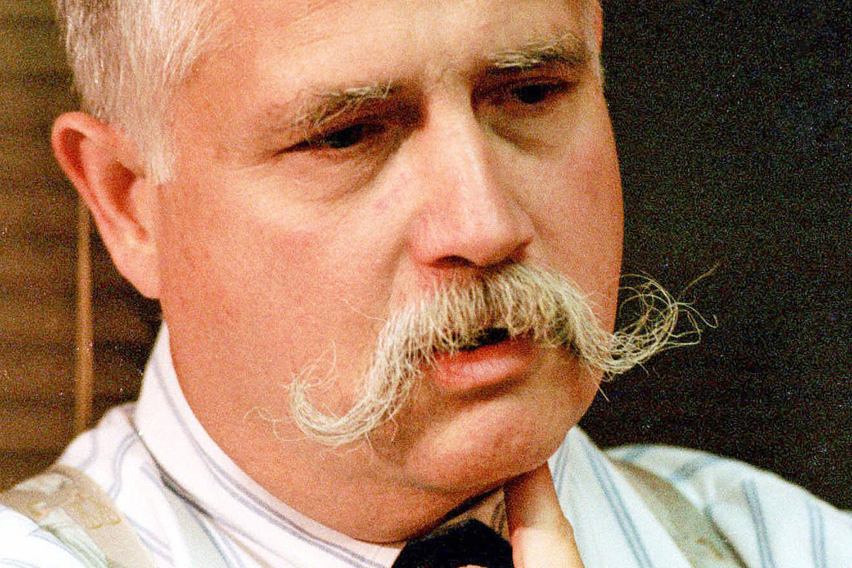 Πέντε εισαγγελείς, 440 θανατικές ποινές