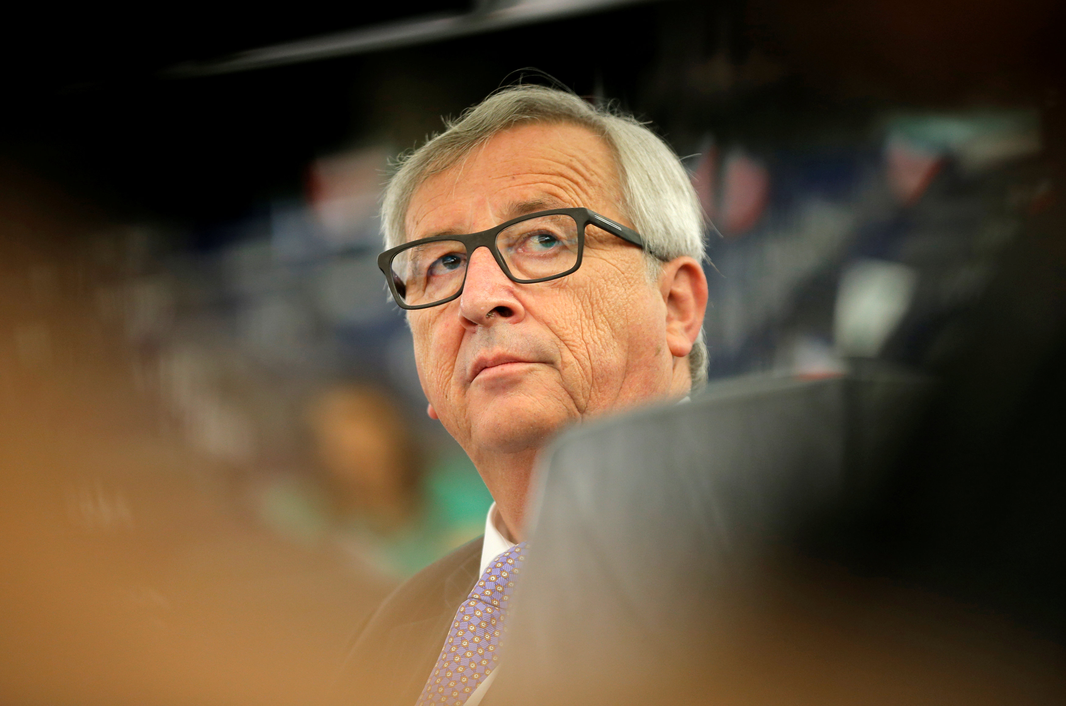 Καυστικός και πάλι ο Γιούνκερ: Εγκαταλείπουν το πλοίο οι ηγέτες του Brexit