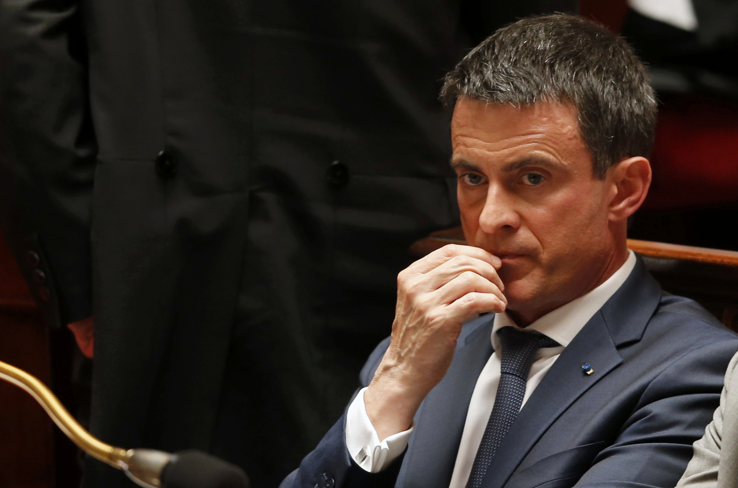 Δεν συγκεντρώθηκε ο αριθμός για πρόταση μομφής κατά της κυβέρνησης Βαλς