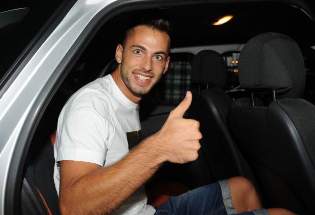 Στην Αθήνα για τον Ολυμπιακό ο Νίκολα Λεάλι