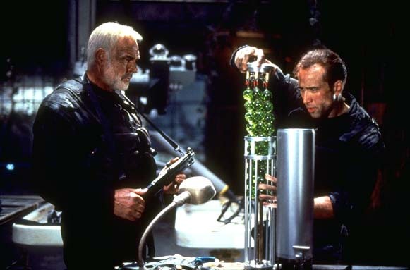 Από το Χόλιγουντ «ψώνισε» πληροφορίες για τα χημικά του Σαντάμ η MI6