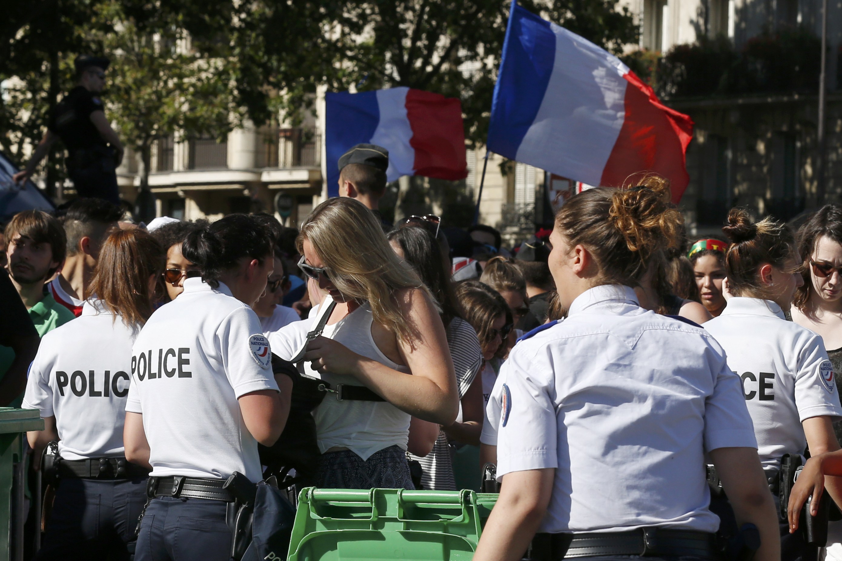 Γιγάντια επιχείρηση ασφαλείας στο Παρίσι για τον τελικό του Euro