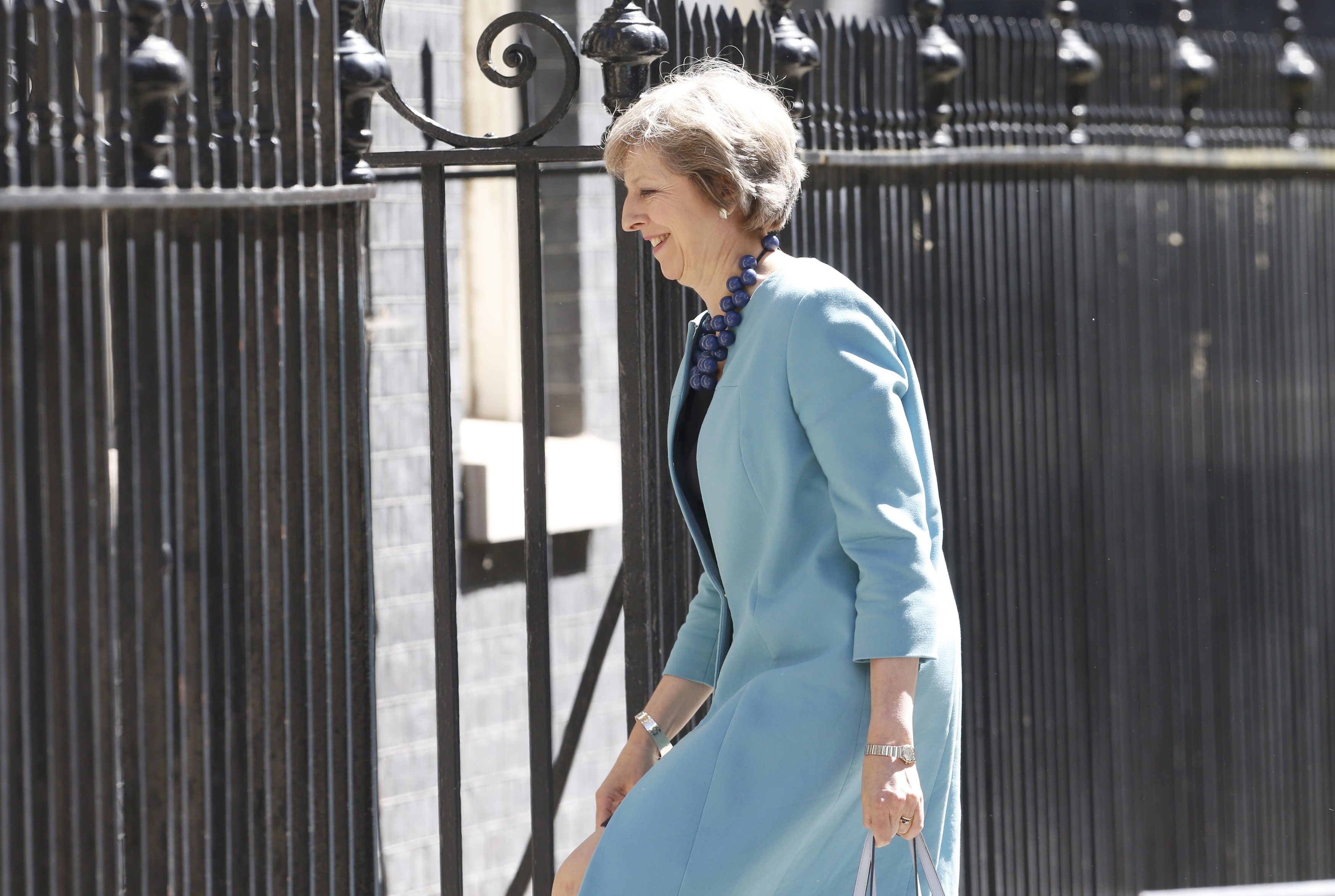 Συναντήσεις με Μέρκελ, Ολάντ θα έχει η Τερέζα Μέι