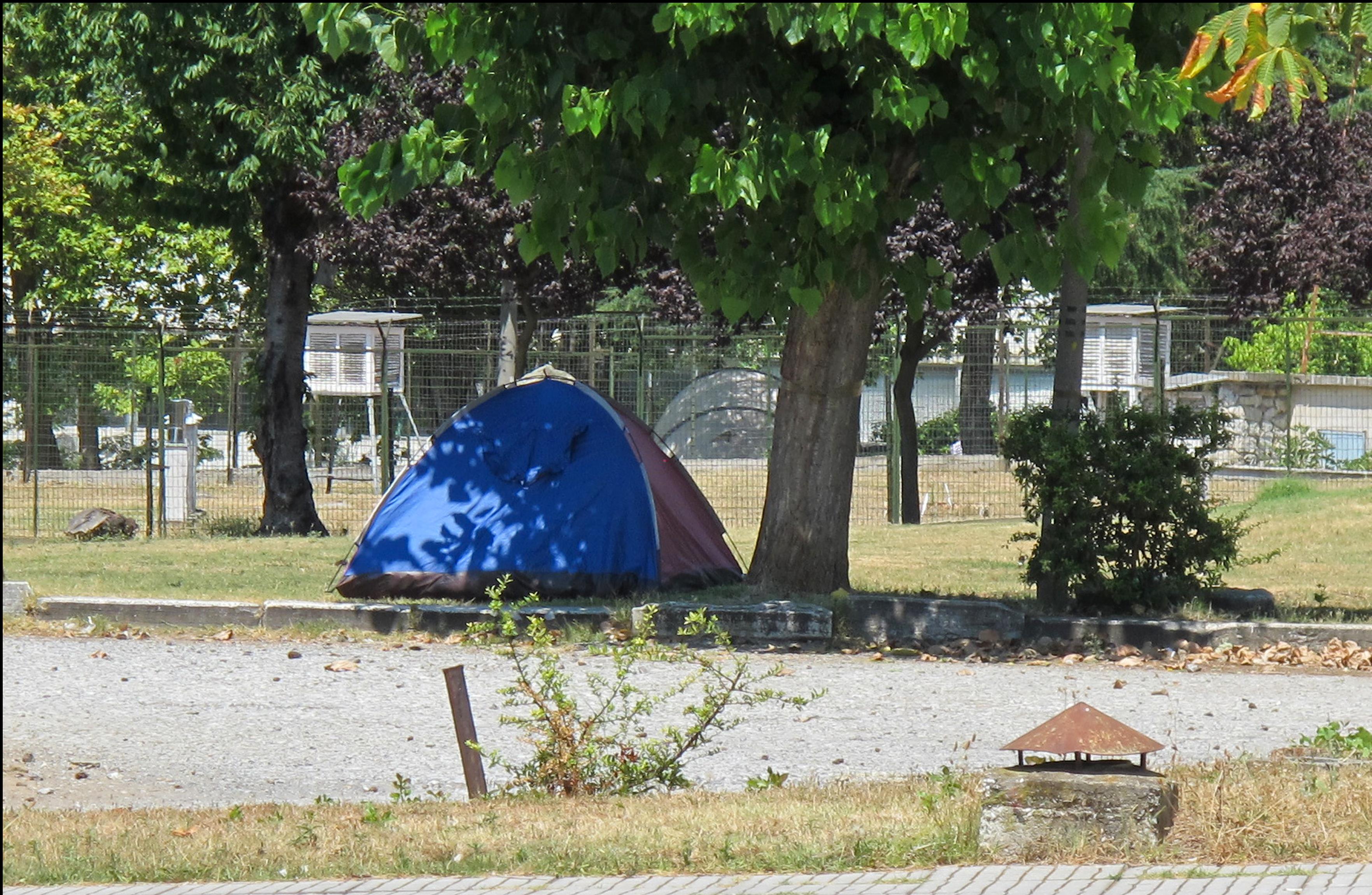 Εισαγγελική παρέμβαση για τα αντίσκηνα στο ΑΠΘ