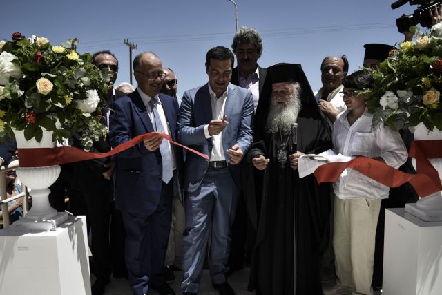 «Λείπουν οι γάζες, περισσεύουν οι κορδέλες» λεει η ΝΔ για την Υγεία