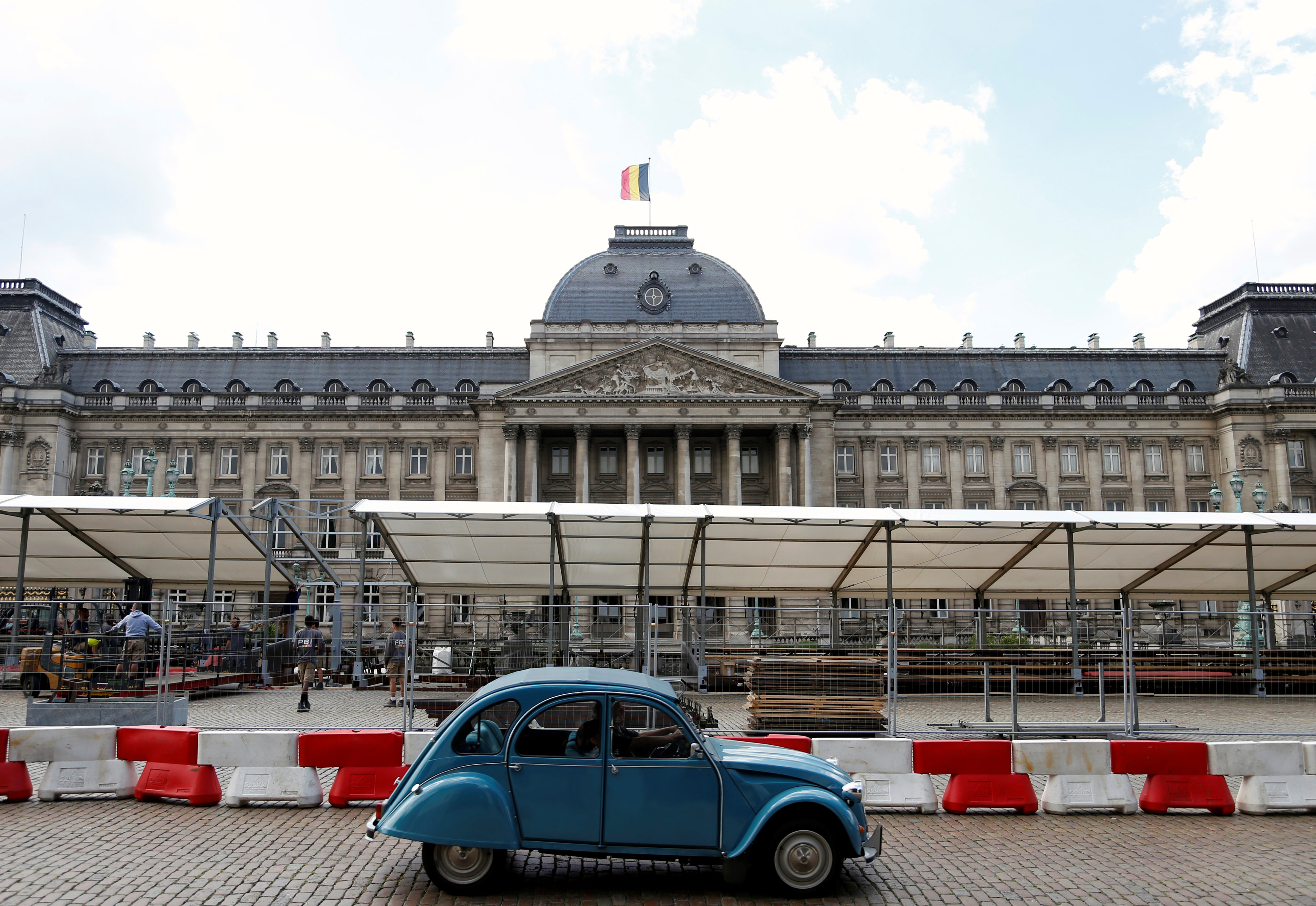 Ενίσχυση μέτρων ασφαλείας ανά την Ευρώπη μετά την επίθεση στη Νίκαια