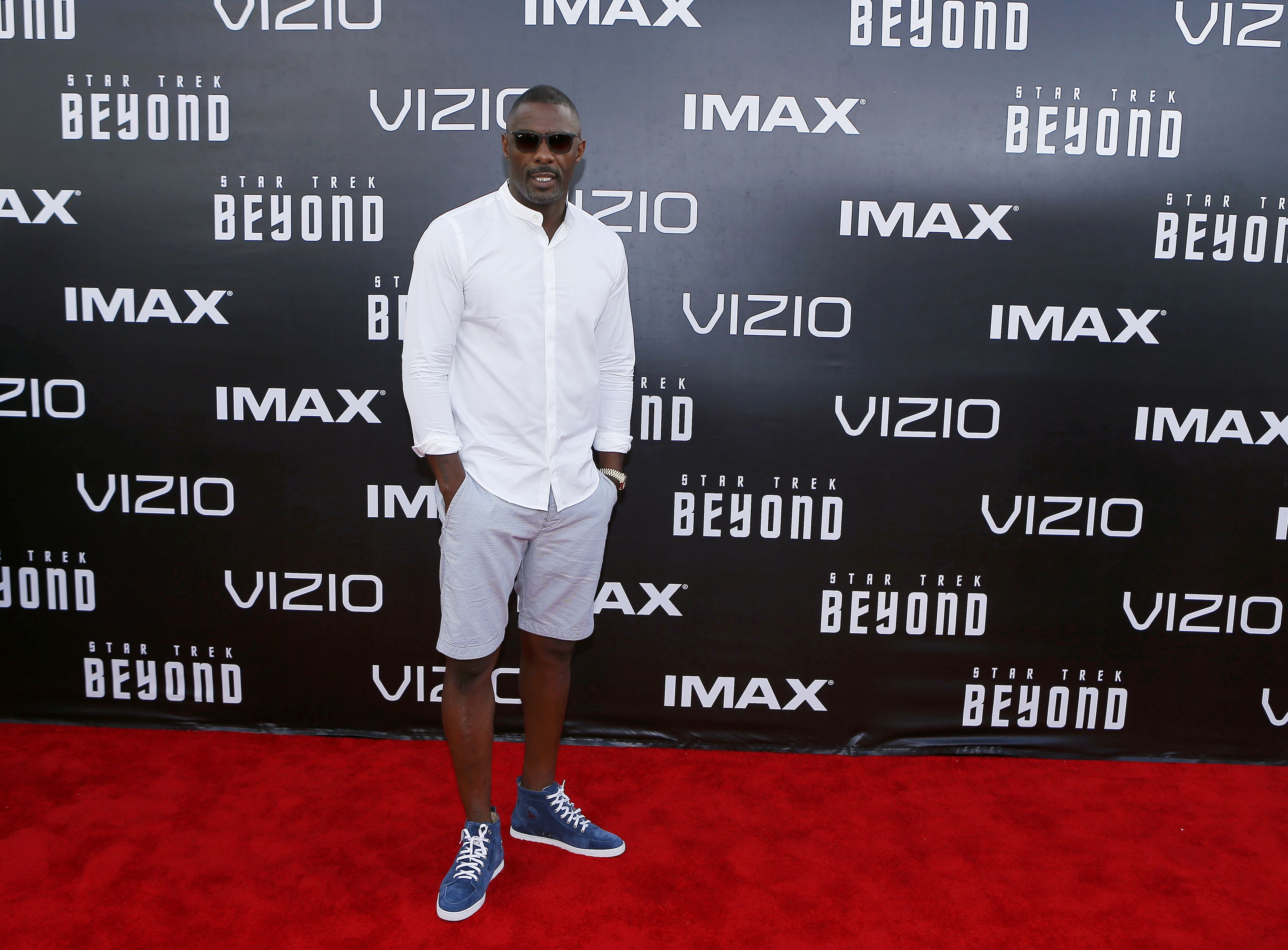 Ίντρις Έλμπα: Είμαι πολύ γέρος για αυτοκίνητα, κορίτσια και μαρτίνι