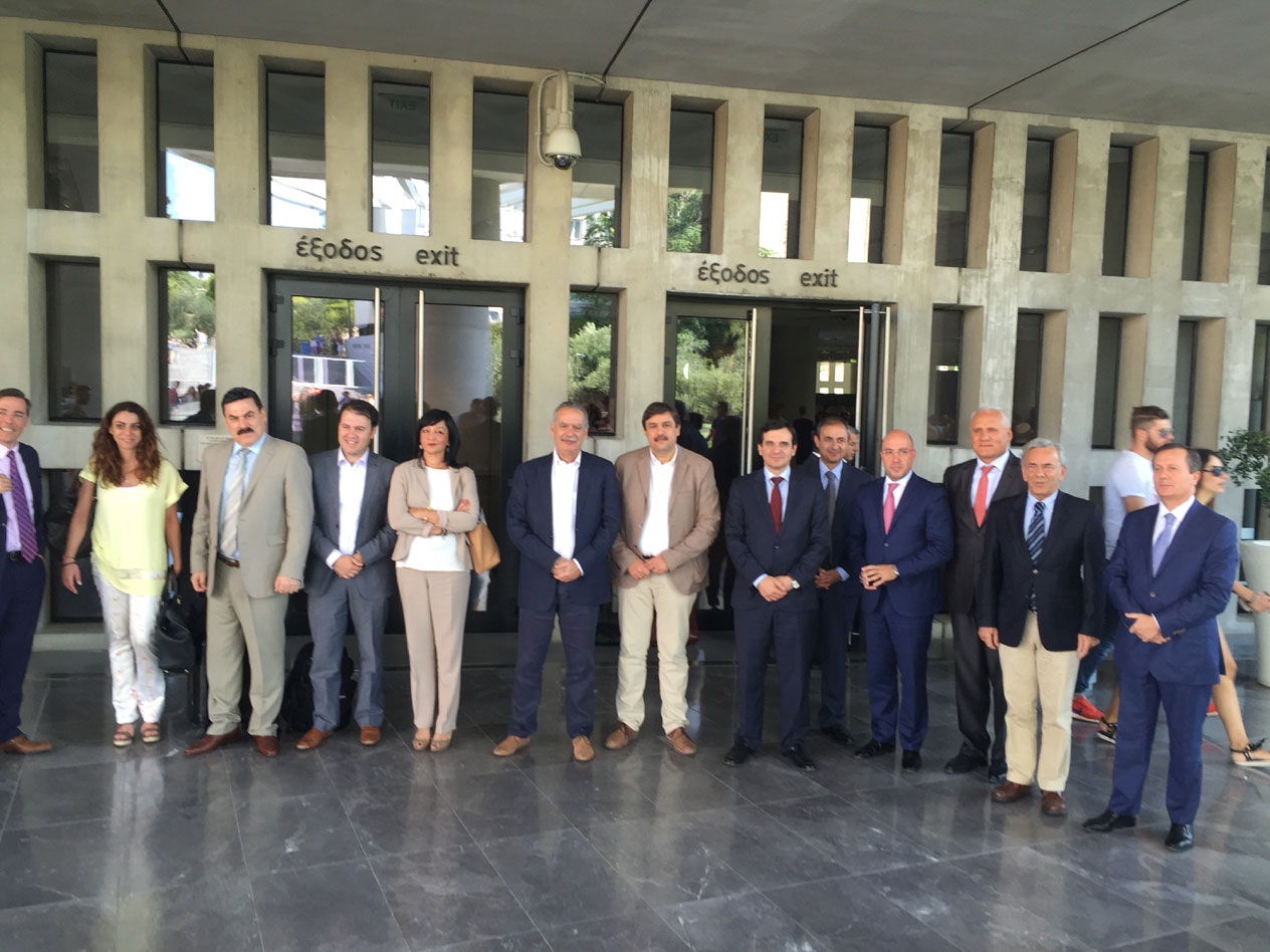 Προς από κοινού διαπραγμάτευση τιμών στα φάρμακα πέντε ευρωπαϊκές χώρες