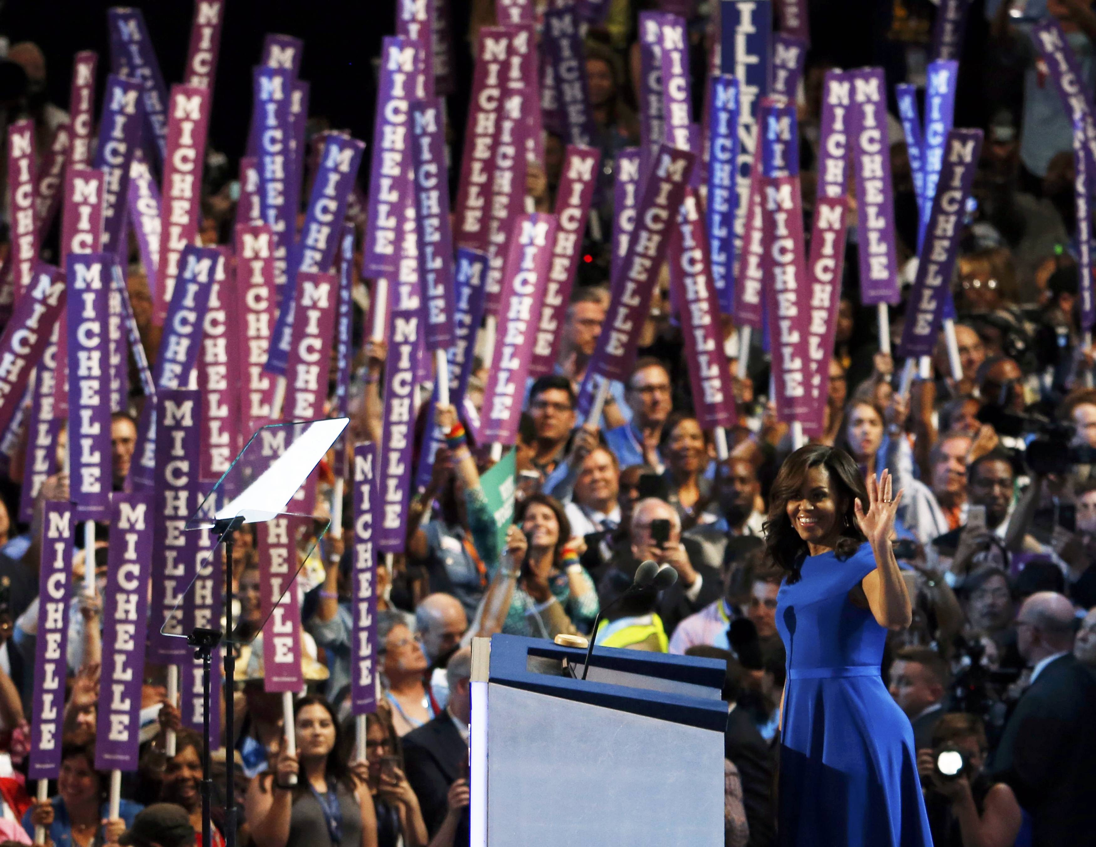 «Σάρωσε» η Μισέλ Ομπάμα στο συνέδριο των Δημοκρατικών