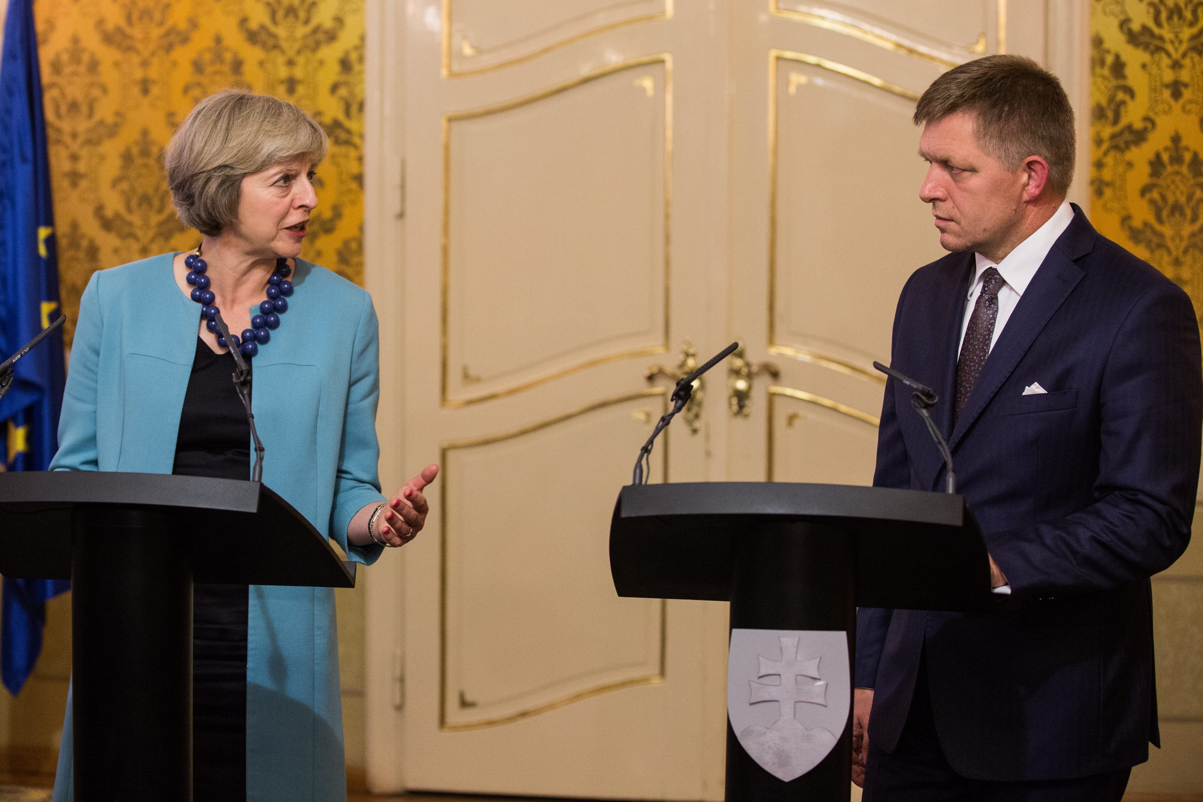 Η Βρετανία θέλει μοντέλο «ραμμένο στα μέτρα» της για τη σχέση με την ΕΕ