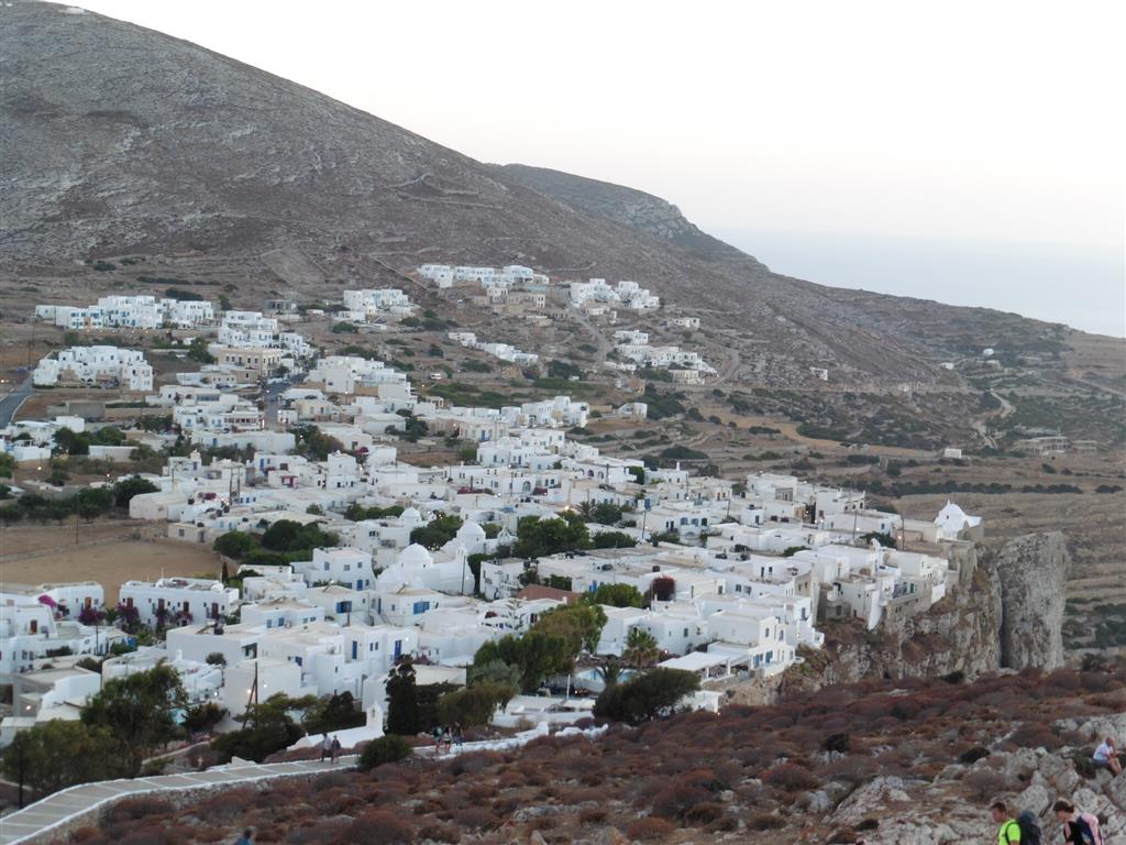 Φολέγανδρος: τα έξι στολίδια της